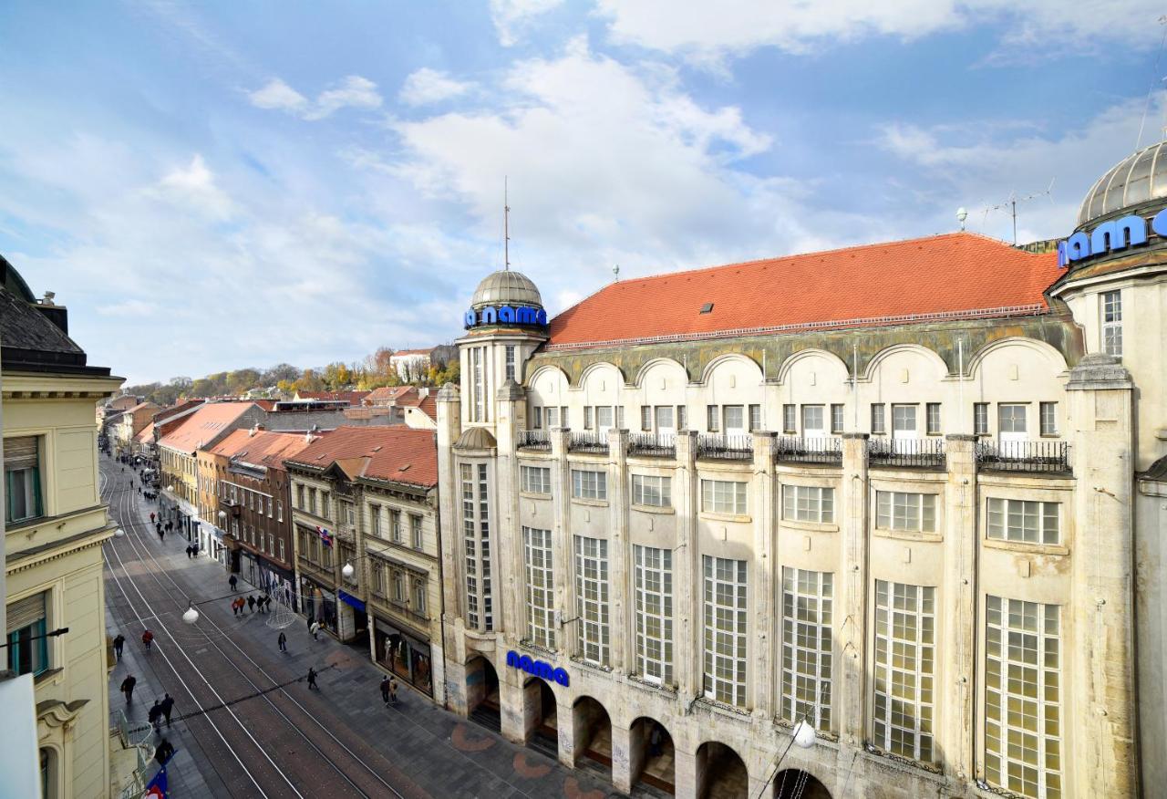 Agape Main Square Apartment Загреб Екстериор снимка